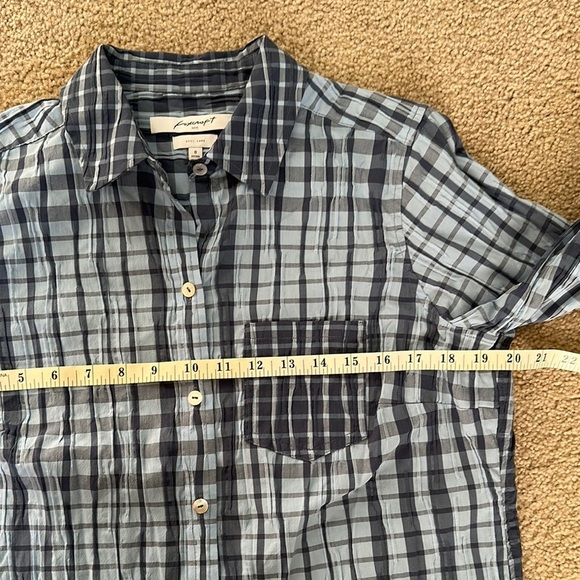 Foxcroft Easy Care Blue Checkered Crinkle Shirt Women’s 8 Business Casual - Picture 3 of 8